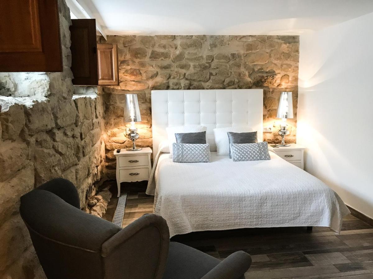 La Casona De Alutiz & Bodega Guest House Samaniego Exterior photo